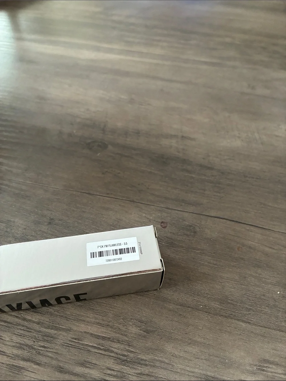 IL MAKIAGE Metallic Tube Concealer in Light Beige